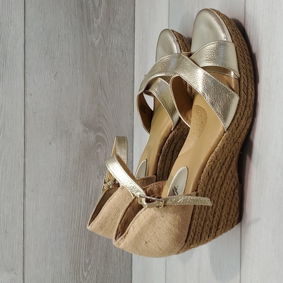 Euro By Sofft Womens Soft Comfort Espadrille Wedge Sandals Shoes sz 9M - Picture 3 of 13